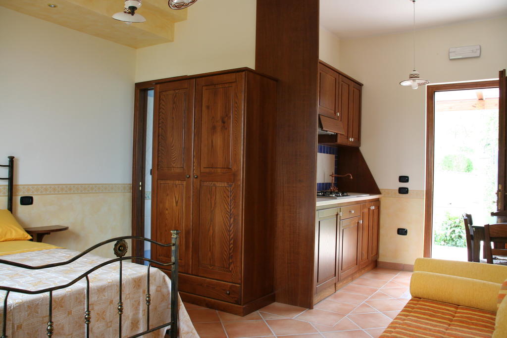 Residence Villa Rosi Laureana Cilento Номер фото